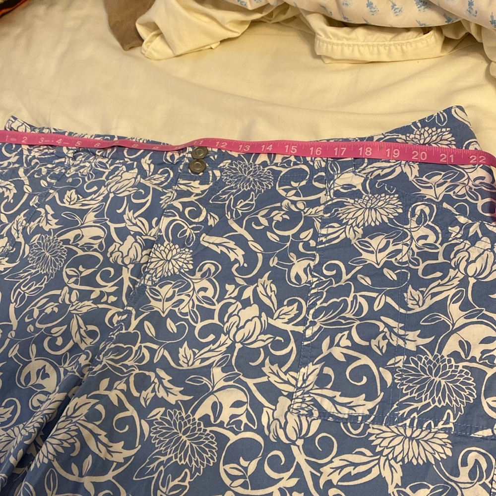 Lane Bryant Shorts - Picture 4 of 8